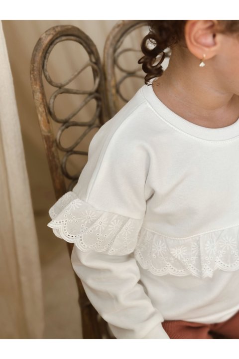 Kız Çocuk Çiçekli Fırfır Fisto Detaylı Premium Sweatshirt 2-7 Yaş (Kadın / Kız) 