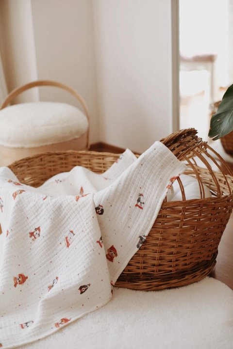 Puppy 4 Katlı Müslin Bebek & Çocuk Battaniye 95X95Cm Ekru Zemin / Renkli